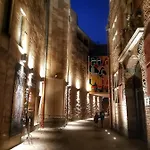 Апартаменты Four Seasons With Parking Place