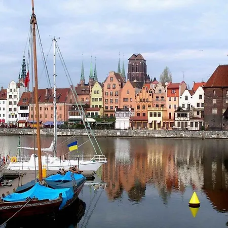 Four Seasons With Parking Place