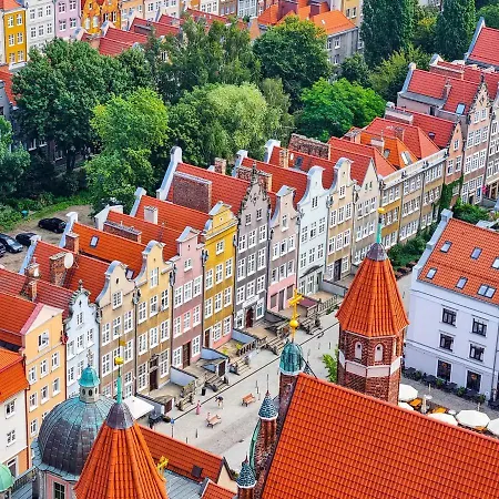 Four Seasons With Parking Place Gdansk