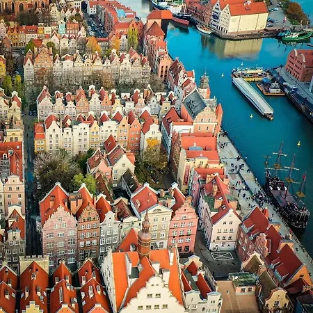 Four Seasons With Parking Place Apartment Gdansk