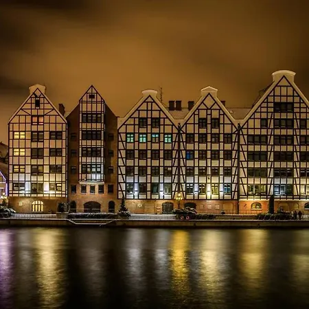 Four Seasons With Parking Place