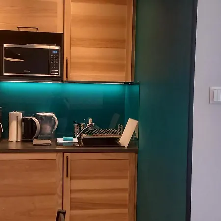 Four Seasons With Parking Place Apartment
