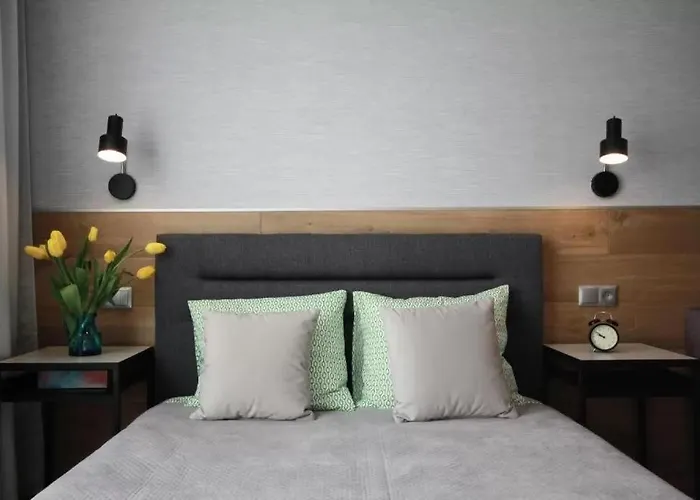 Four Seasons With Parking Place Apartman