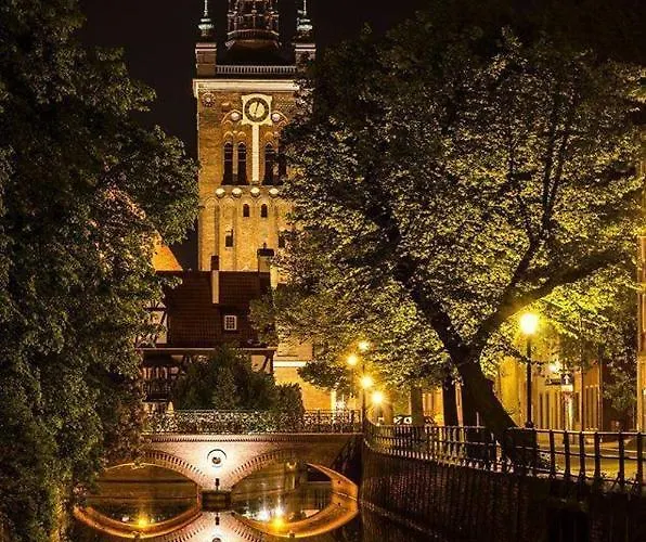 Four Seasons With Parking Place