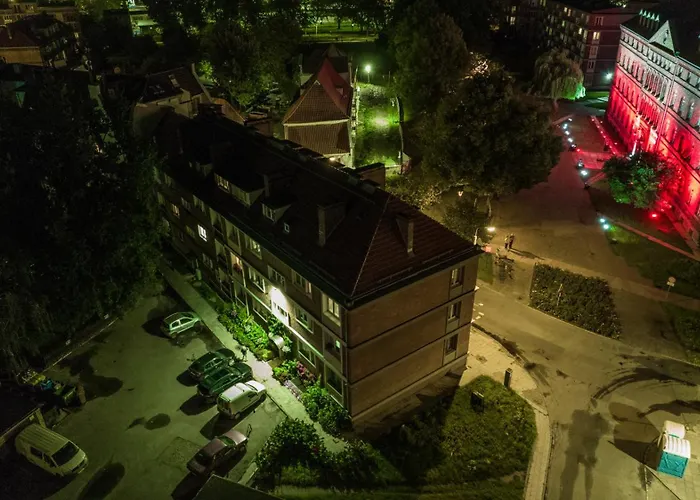 Four Seasons With Parking Place Daire *